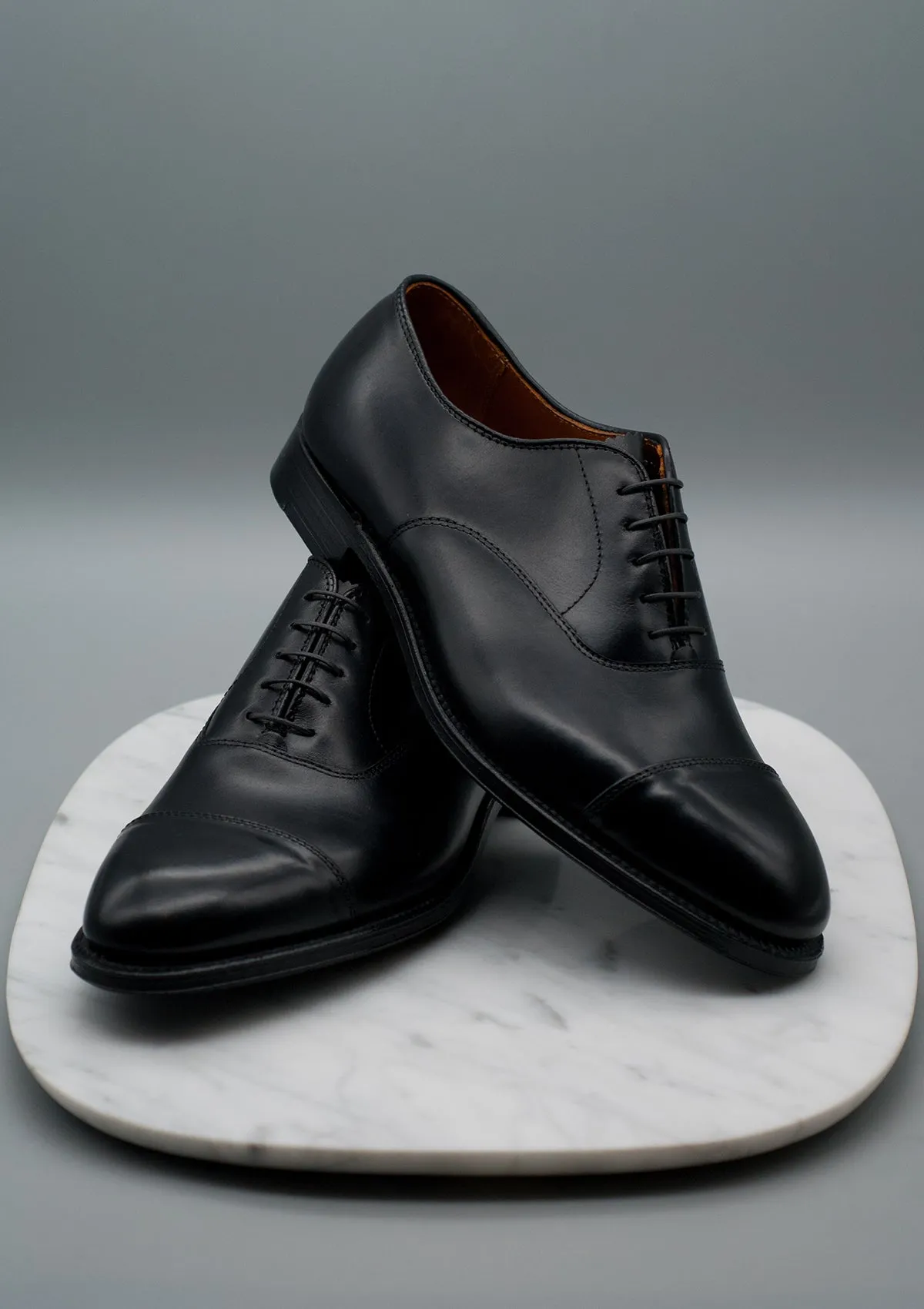 907 Straight Tip Bal - Black Calfskin