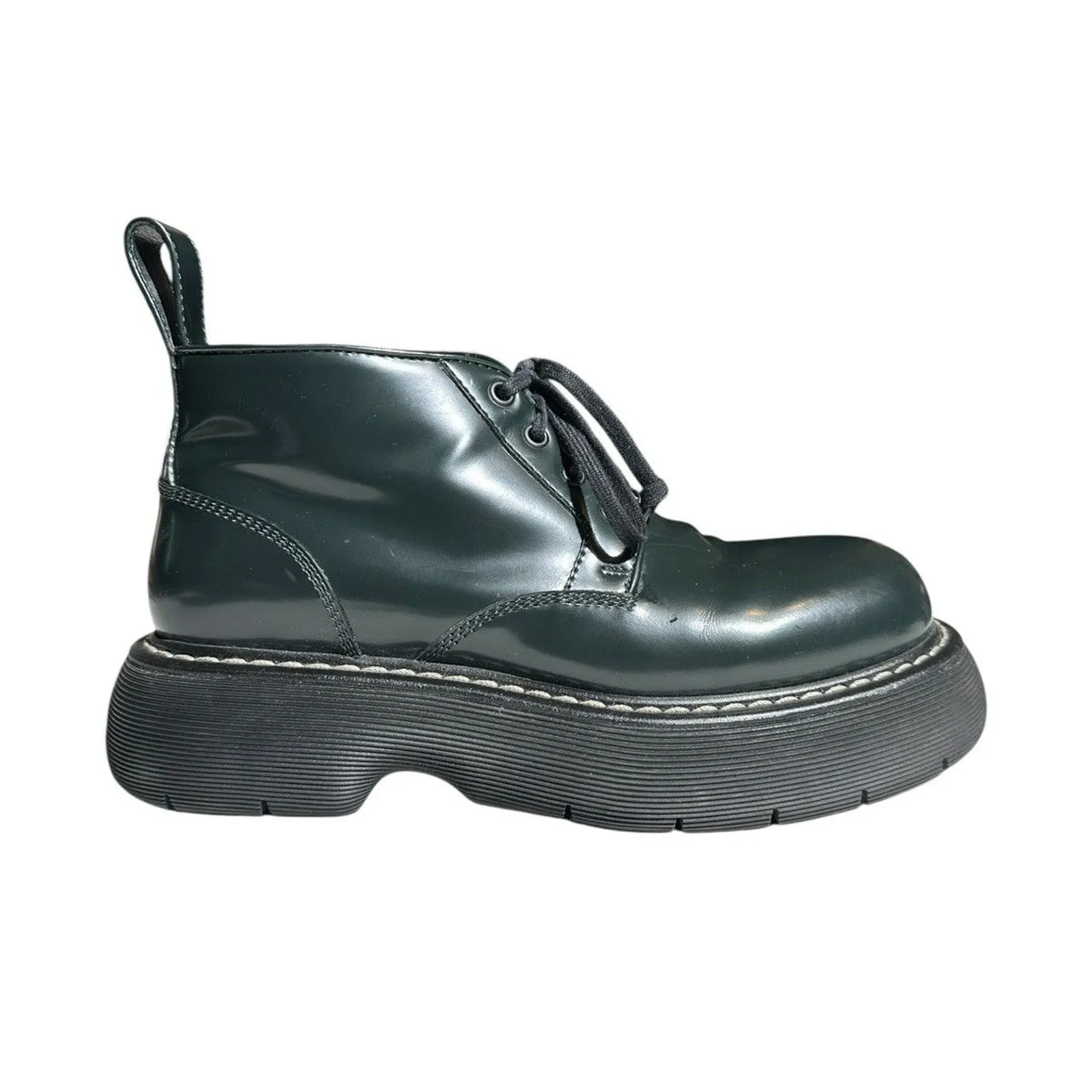 Bounce patent leather derby shoe