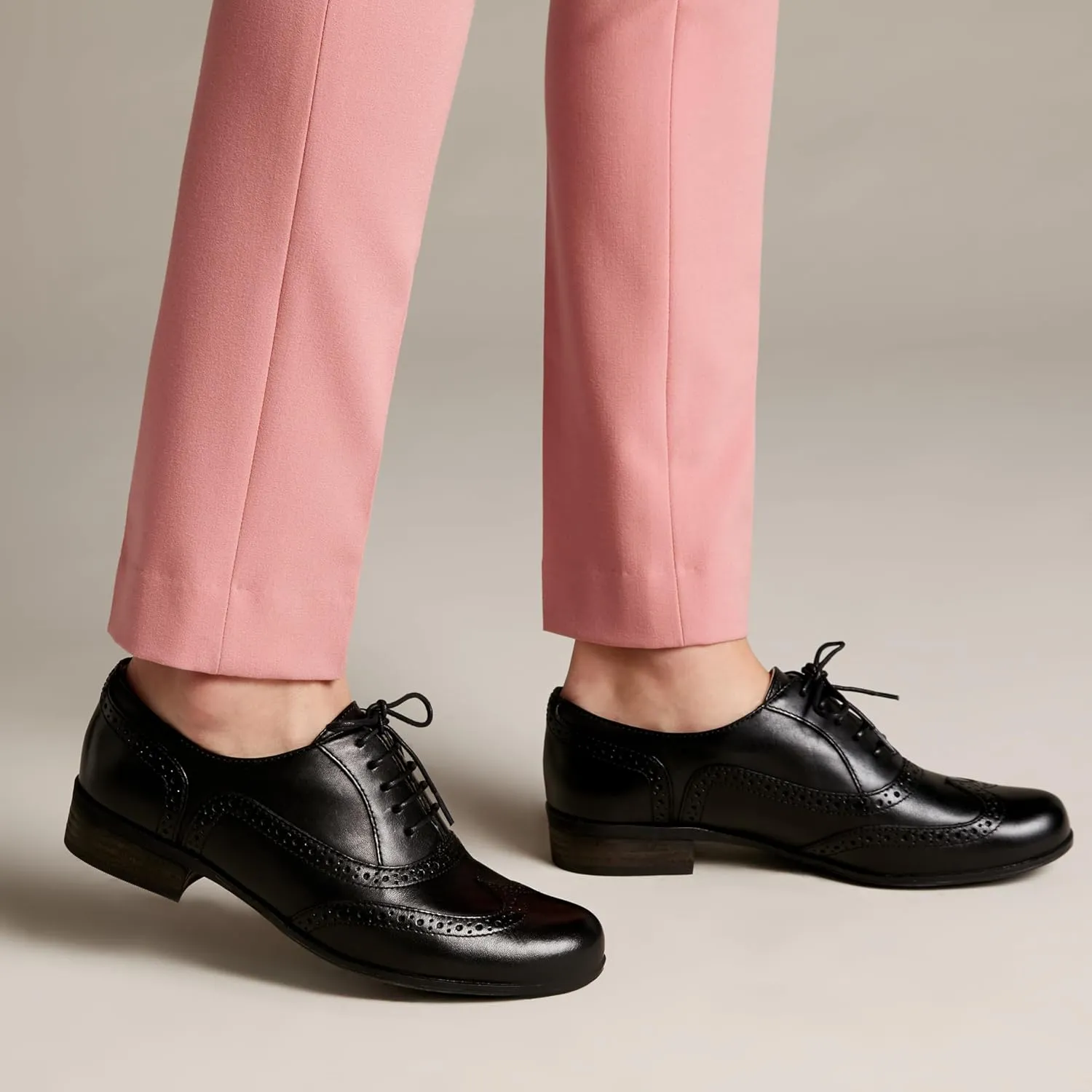 Clarks Women's Derby Lace-Up
