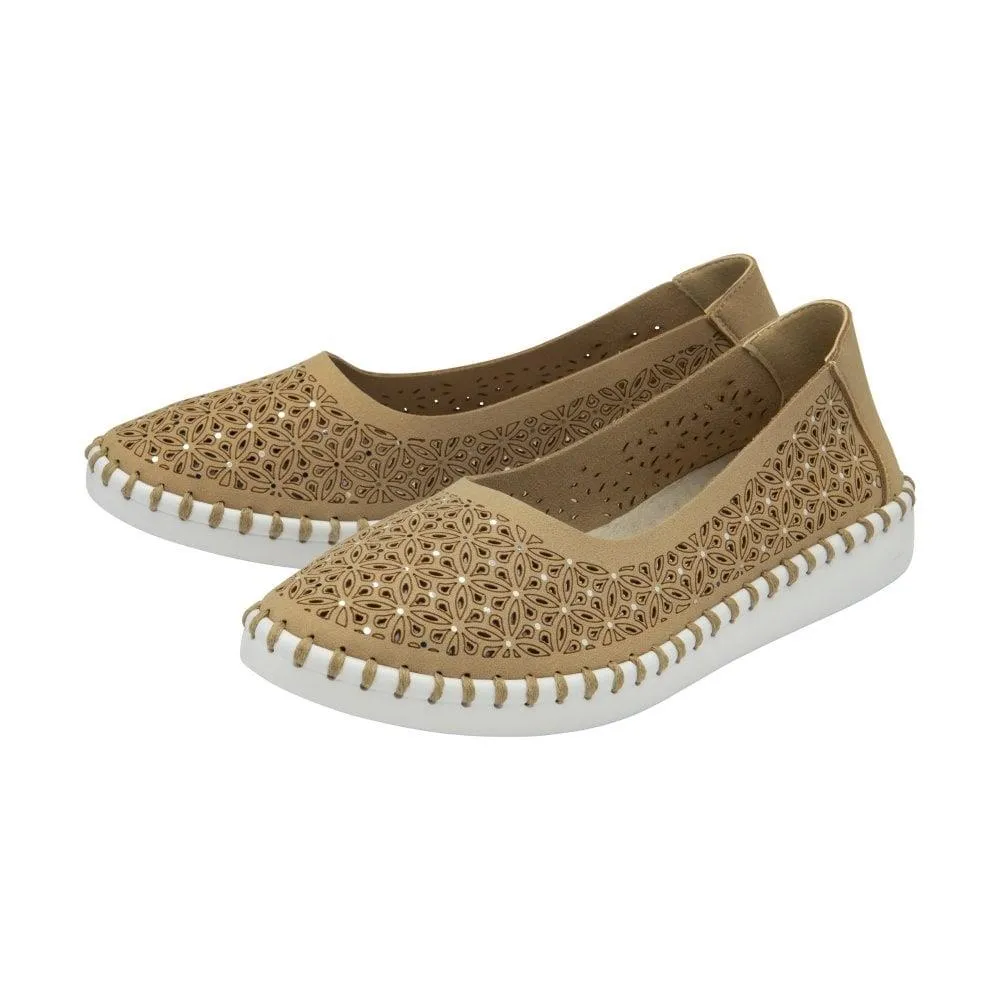 Lotus Womens Ewelina Slip On Shoes Floral Ladies Pumps ULS468 Natural