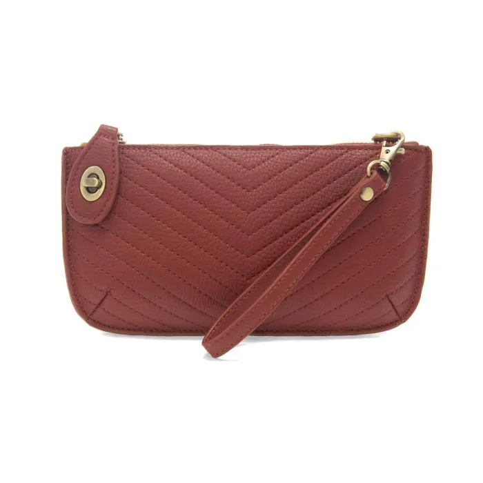 Qui9lted Mini Crossbody Wristlet Clutch