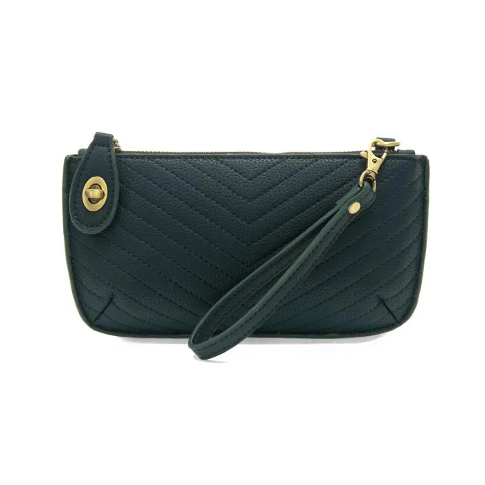 Qui9lted Mini Crossbody Wristlet Clutch