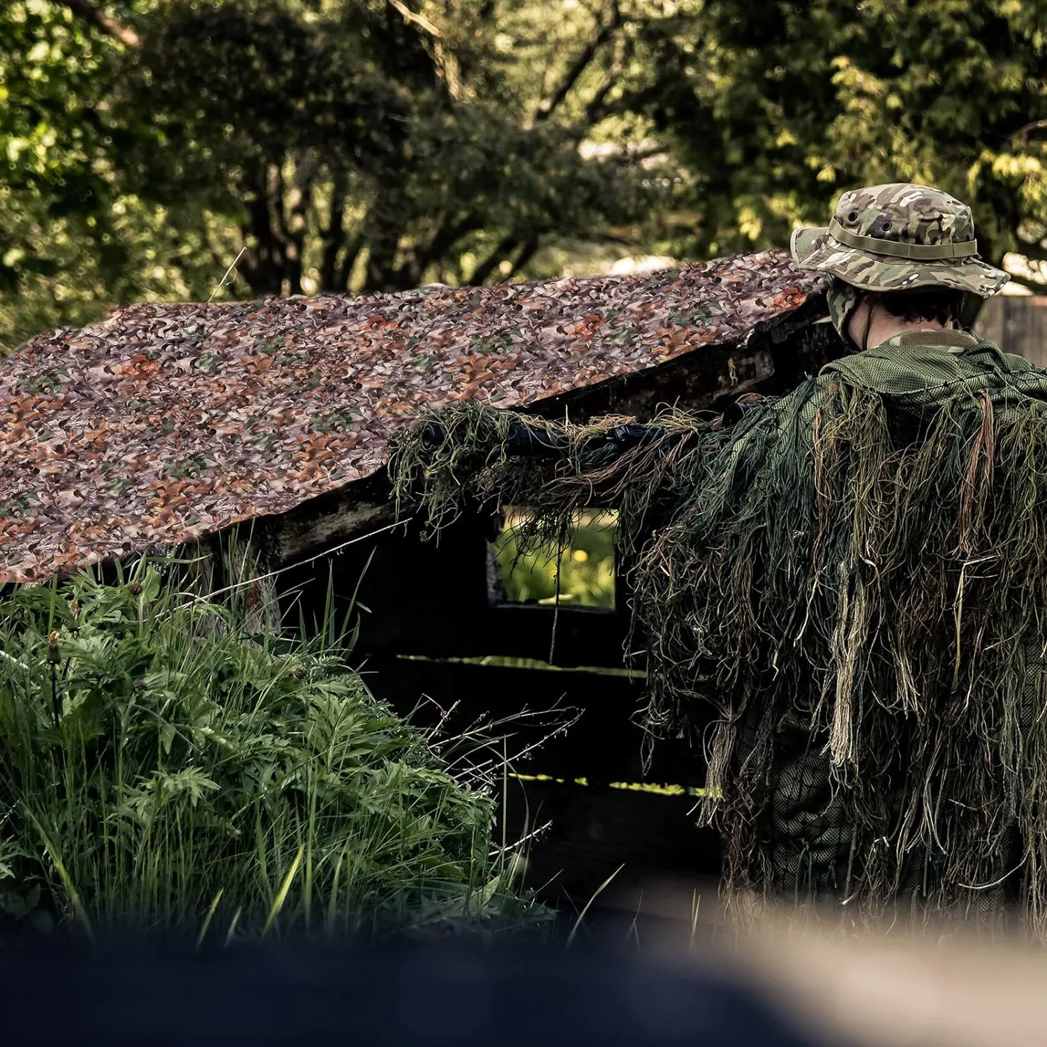 Senmortar Camo Netting, Bulk Roll Camouflage Netting, Military Hunting Mesh Free Cutting for Hunting Blind Sunshade Shooting Theme Party Decoration