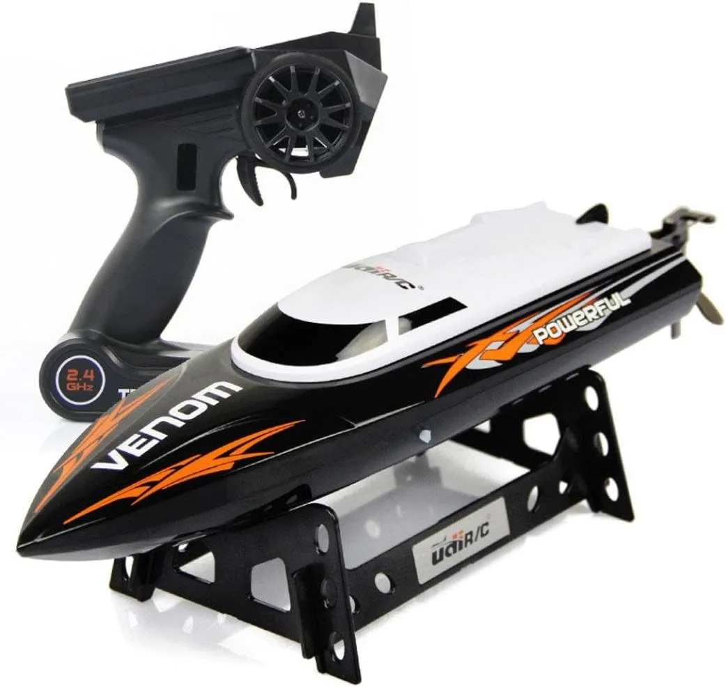 Udirc 2.4GHz High Speed Remote Control Electric Boat (Black)